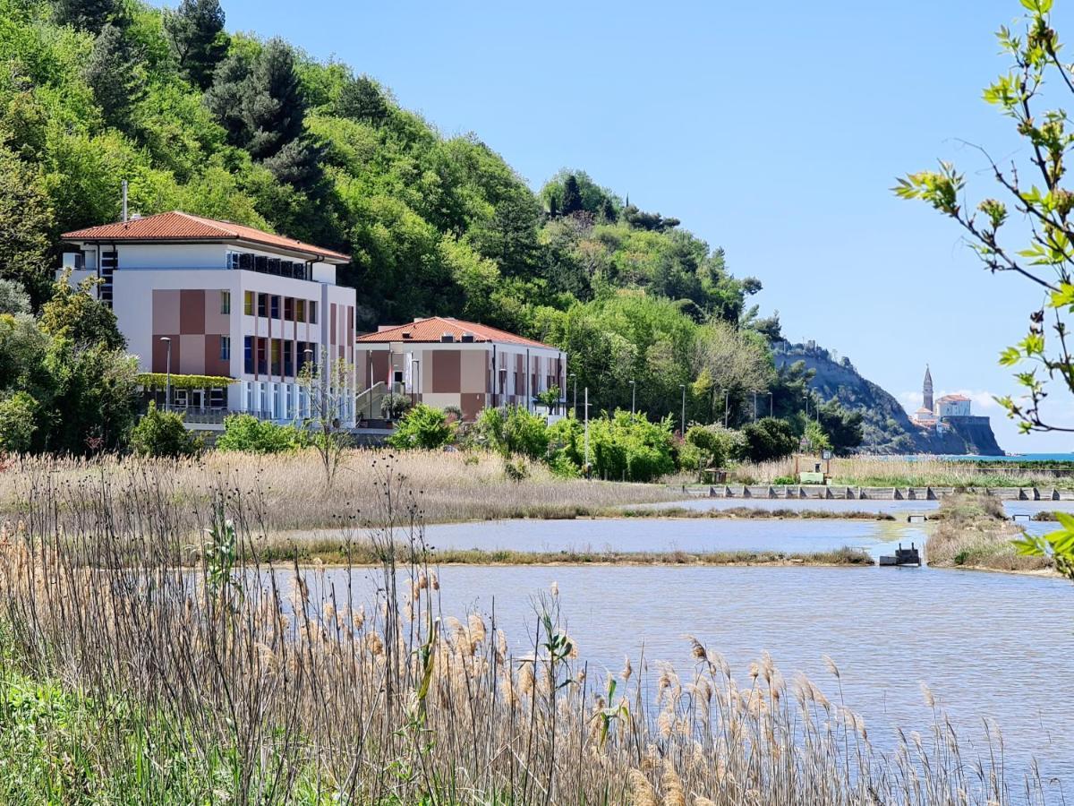 Hotel Oleander - Oleander Resort Strunjan Bagian luar foto