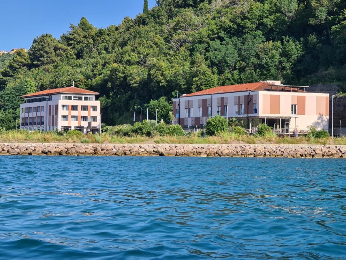 Hotel Oleander - Oleander Resort Strunjan Bagian luar foto