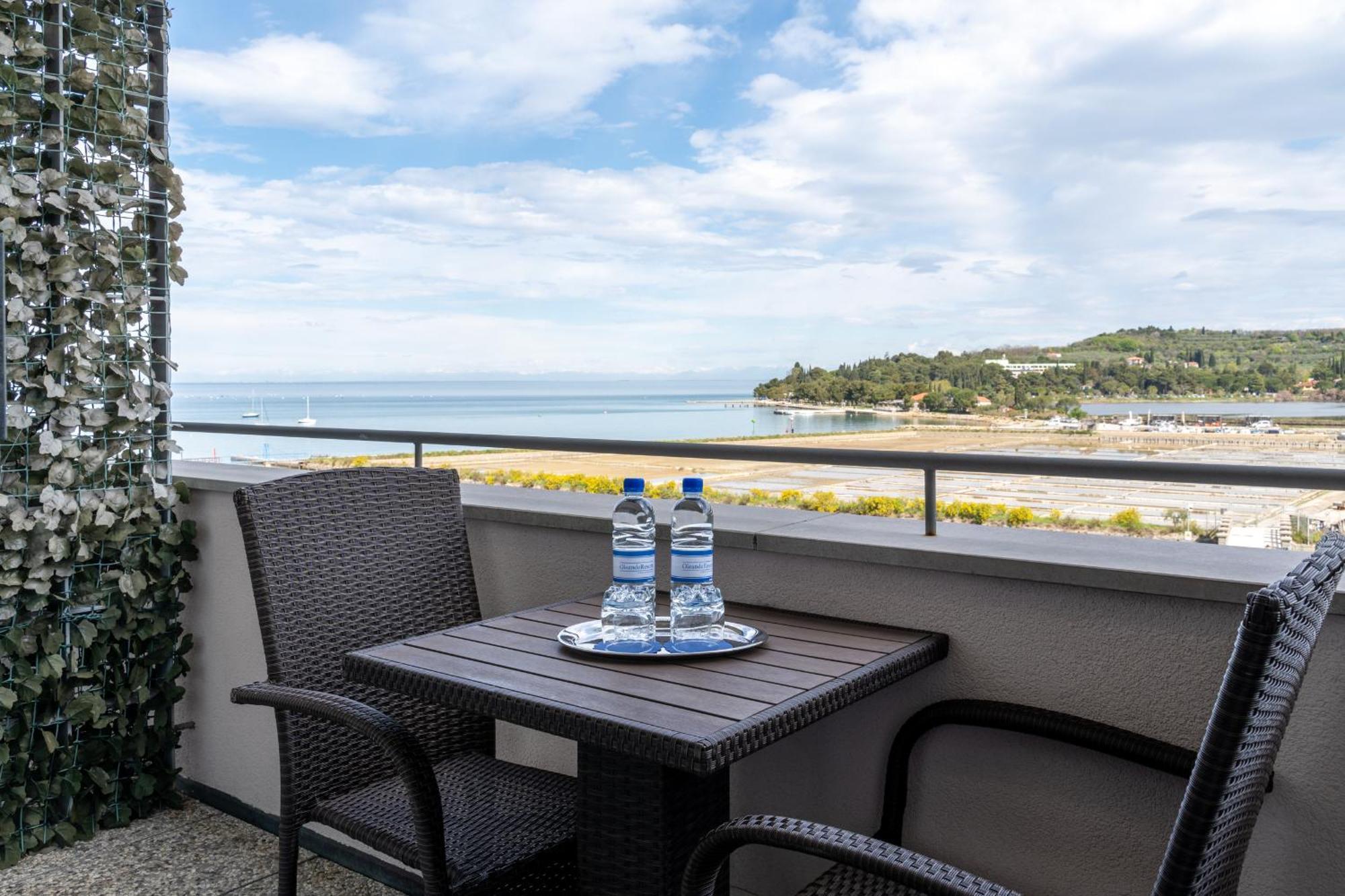 Hotel Oleander - Oleander Resort Strunjan Bagian luar foto