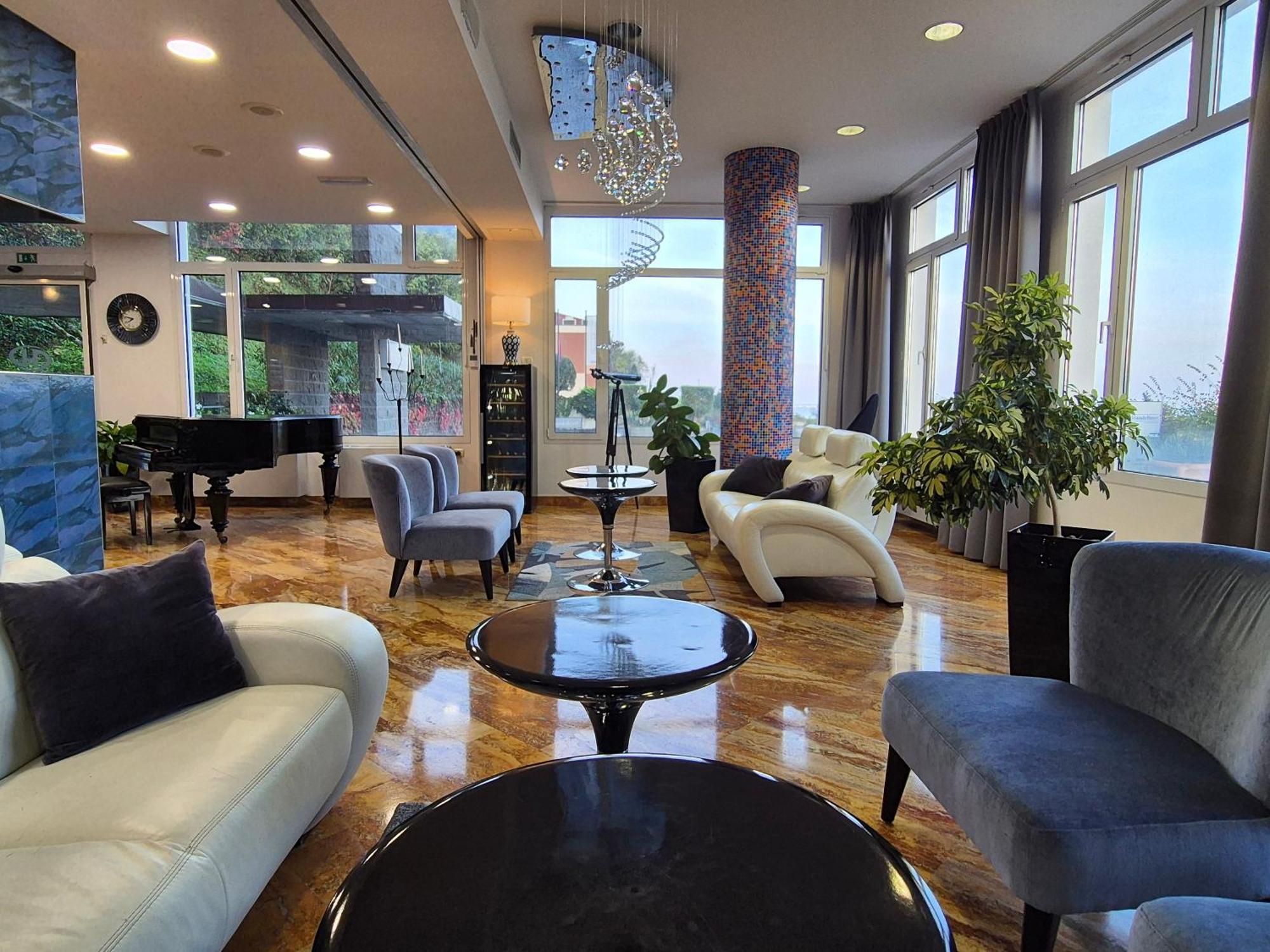 Hotel Oleander - Oleander Resort Strunjan Bagian luar foto