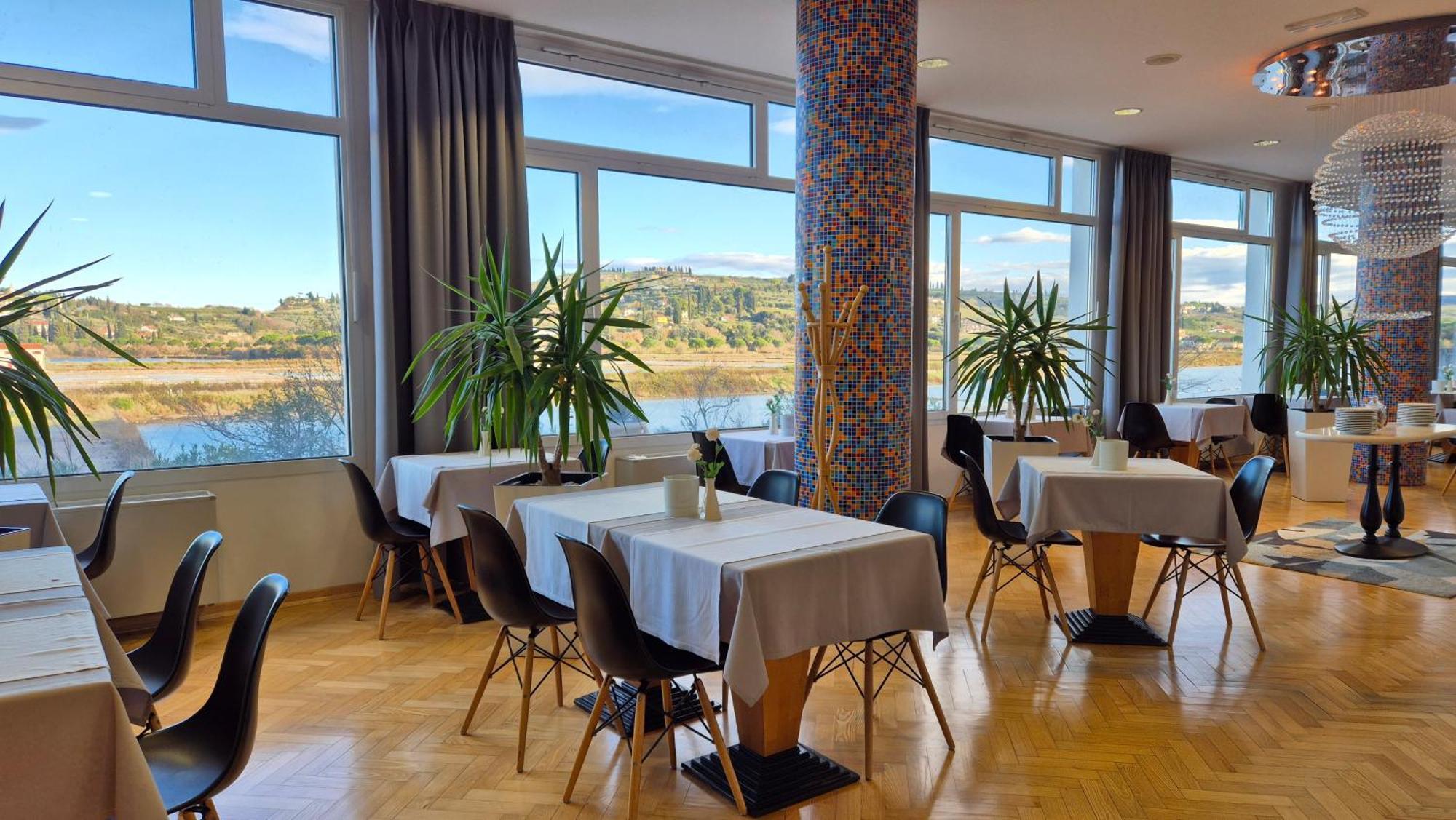 Hotel Oleander - Oleander Resort Strunjan Bagian luar foto
